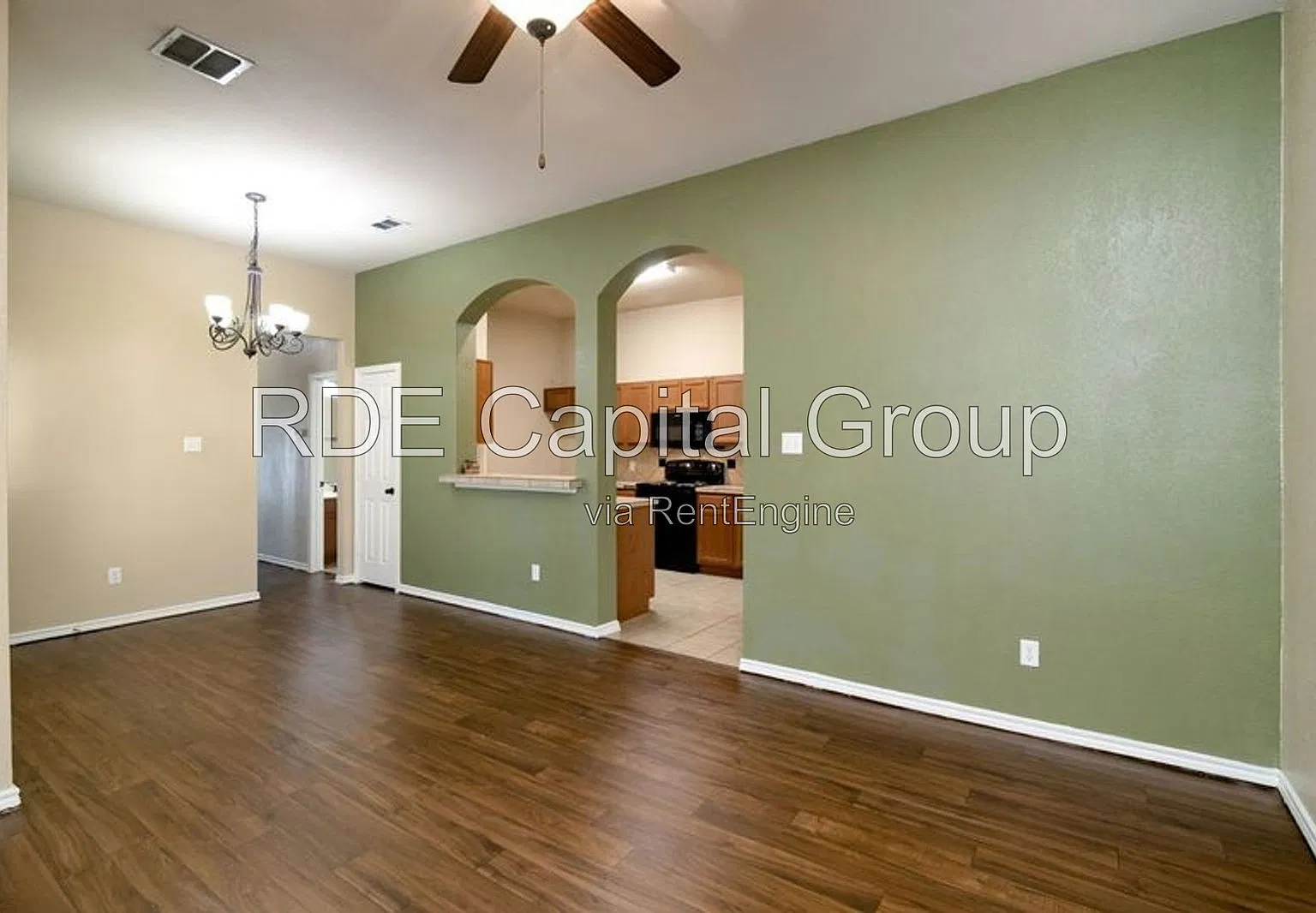 3 bed, 2.0 bath, 1240 sqft, $1,850 — Photo 4