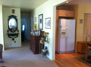 15 Nassau Rd, Somers Point, NJ 08244