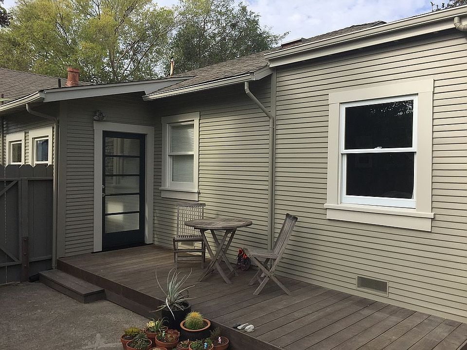 2nd image of 210 Pomona Ave