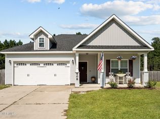 408 Old Stage Rd, Richlands, NC 28574