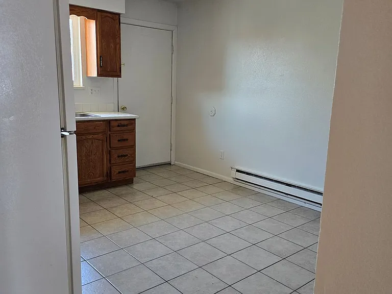 940 Iowa Ave — Photo 5
