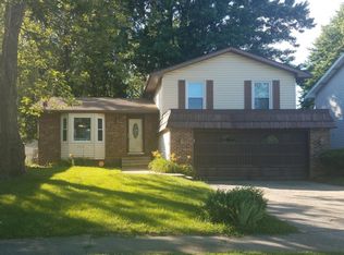 3519 Meadowlark Dr, Decatur, IL 62526