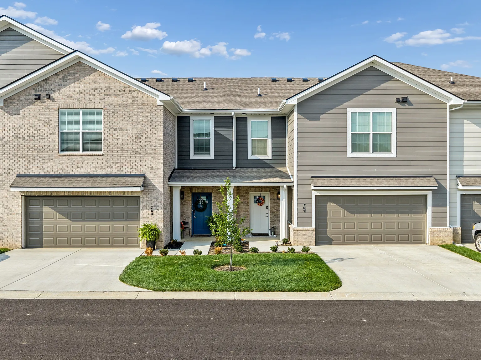 Ashgrove Farms Townhomes — Photo 2
