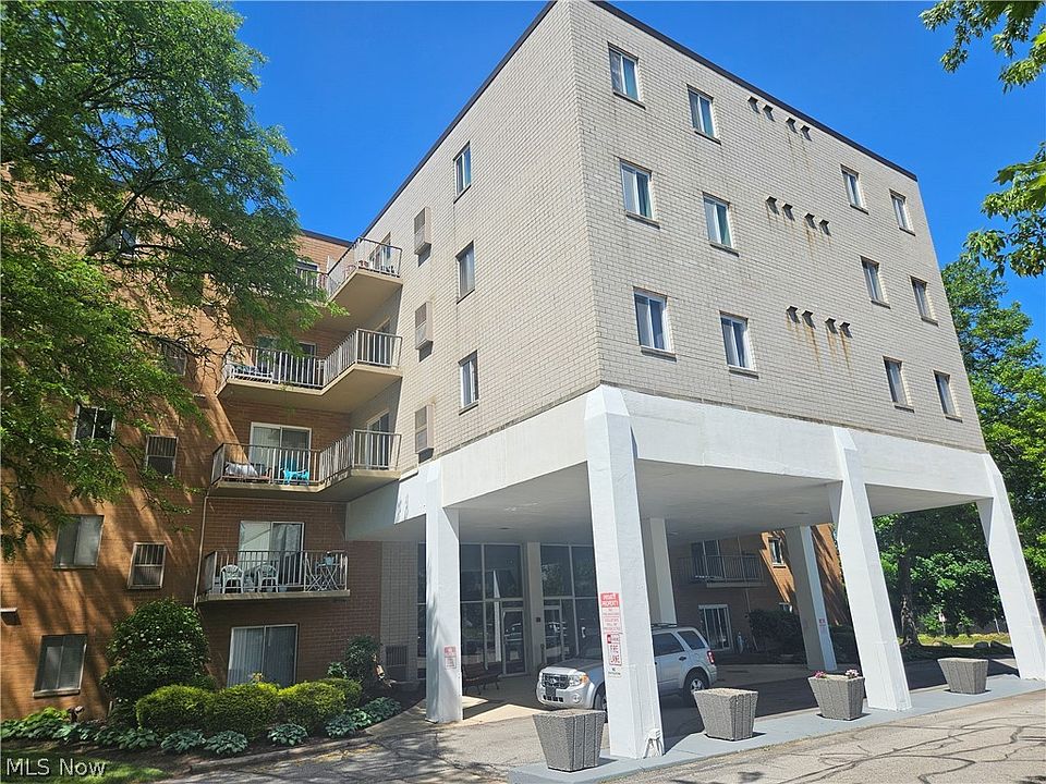1st image of 3675 Clague Rd Unit 306