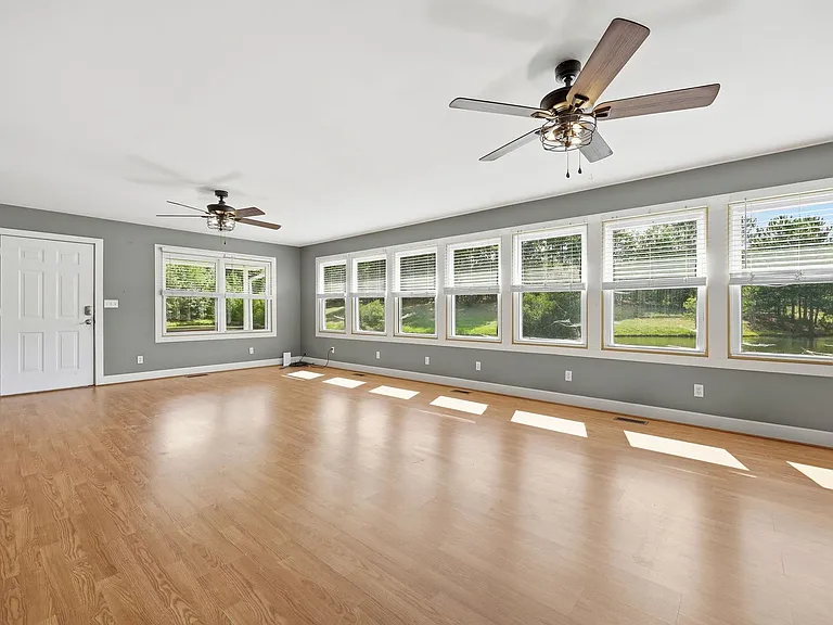 1184 Jim Christian Rd — Photo 25