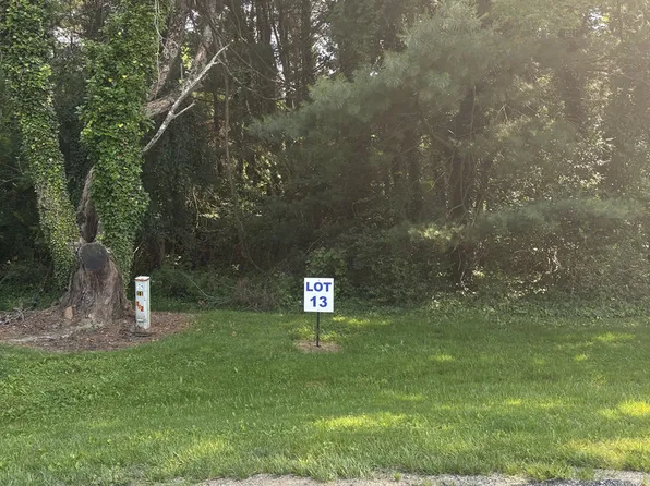 13 Wilson Point Rd, Galena, MD 21635