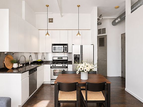 2nd image of 176 Johnson St APT 4G