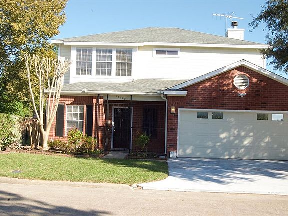 2nd image of 11702 Emerald Hill Dr