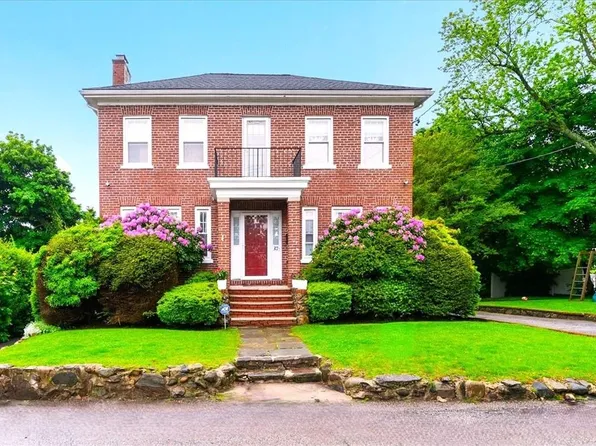 37 Chelsea Place, Yonkers, NY 10710