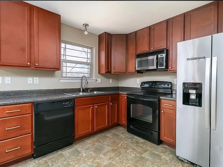 5 Millers Ct — Photo 11