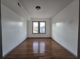77 Brookdale Ave #22R, Newark, NJ 07106