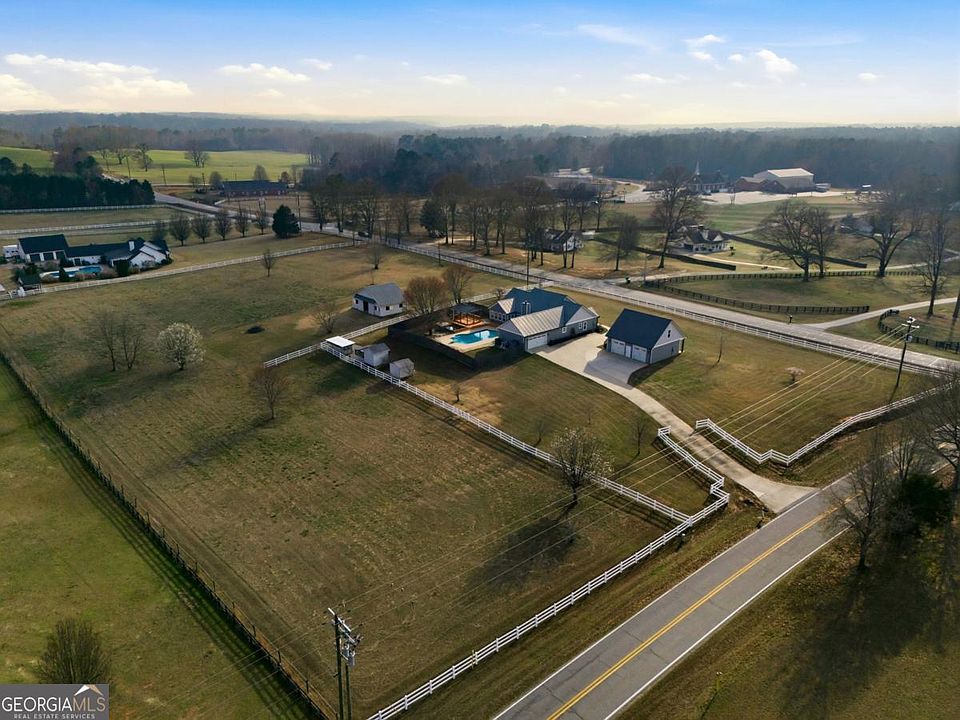 1st image of 5 Gibson Rd