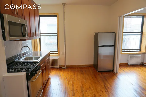 Rented by Compass | media 11