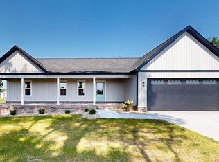 95 Applewood Rd, Murray, KY 42071