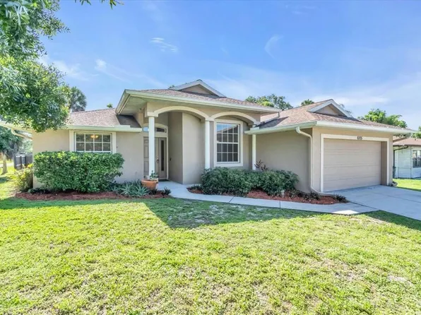 6105 Camphor Ave, Sarasota, FL 34231