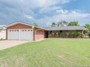 4734 Dartmouth Dr, Bartlesville, OK 74006