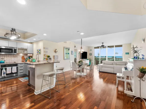 2650 Lake Shore Drive #301, Riviera Beach, FL 33404