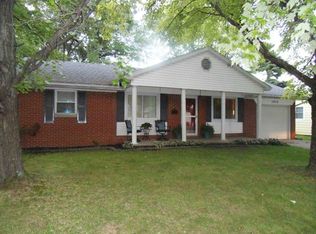 1912 E Lexington Dr, Terre Haute, IN 47802