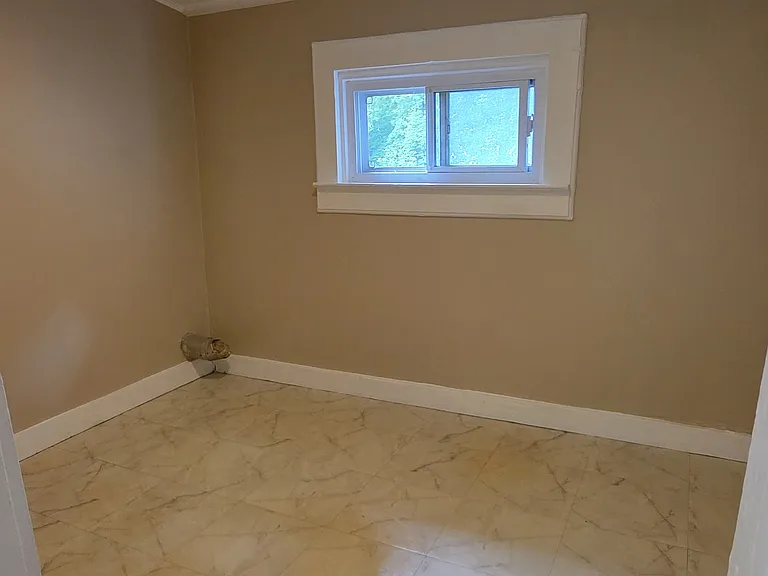 18 Jennings St #202 — Photo 17
