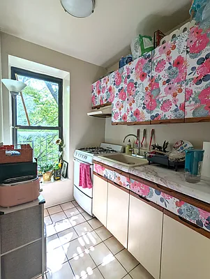 Rented by Manhattan Spaces | media 8