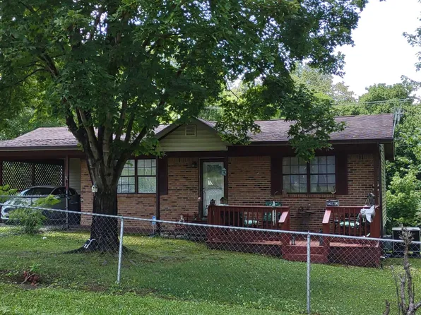 228 N Georgia Ave, Etowah, TN 37331