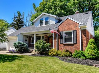 7108 W Bluemound Rd, Wauwatosa, WI 53213