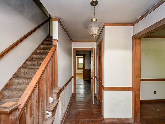5th image of 1400 Pocoshock Blvd