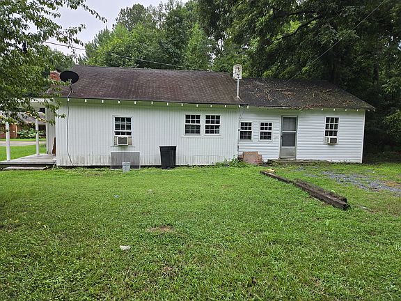 2nd image of 130 Haithcock St