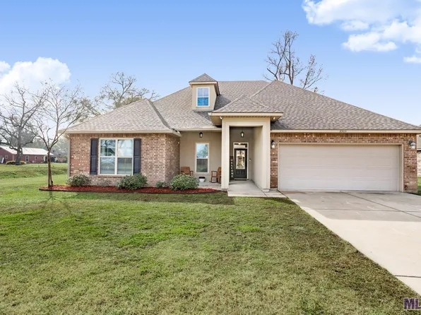 3305 Orleans Quarters Dr, Brusly, LA 70719