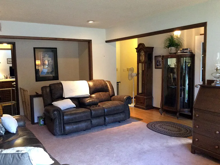 2719 Hoover Ave — Photo 1