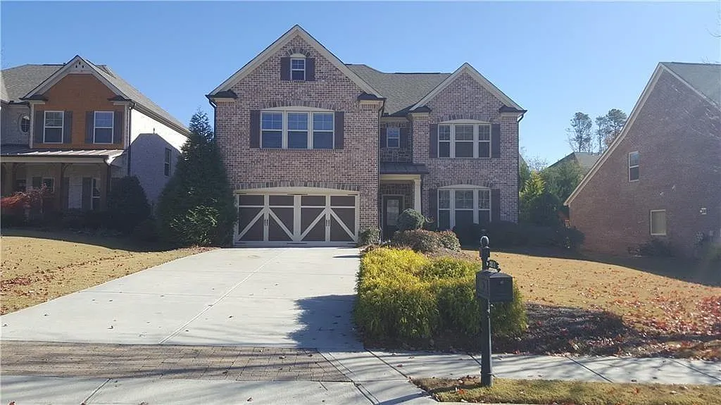 5 bed, 4.0 bath, 3225 sqft, $3,700 — Photo 1