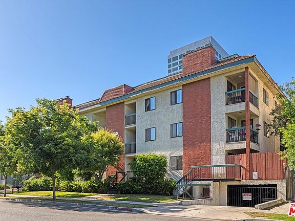 2nd image of 330 Burchett St Unit 104