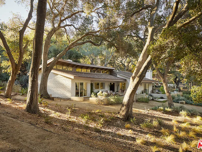 465 Cold Canyon Rd — Photo 2