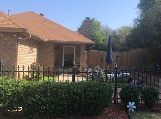 3205 Susan Ct, Bedford, TX 76021