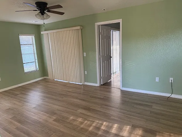 24540 Harborview Rd — Photo 17