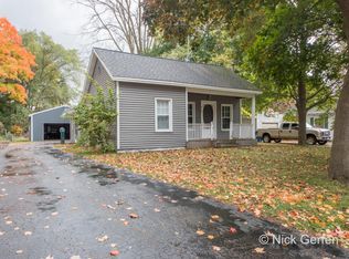 916 S Lake St, Greenville, MI 48838