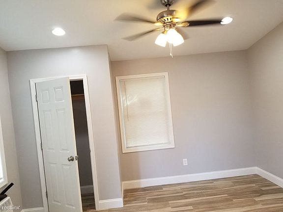 6488353fb0cd4cb2a15f3e81c0ba17a2b252f771-2S_1280