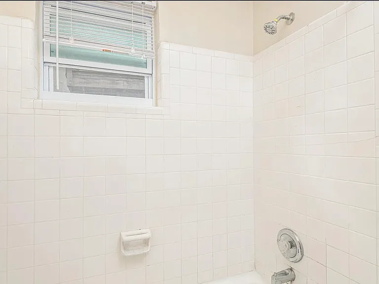 735 Delaware Ave #A — Photo 9