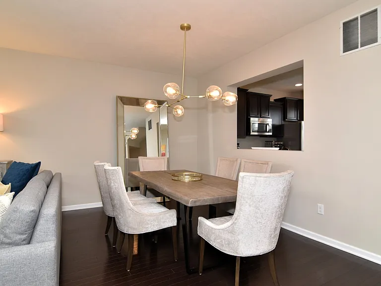 6470 Park Pointe Ct — Photo 13