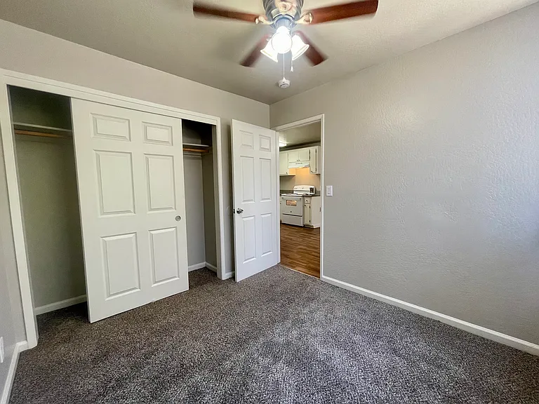 1337 N Madison St #15 — Photo 13