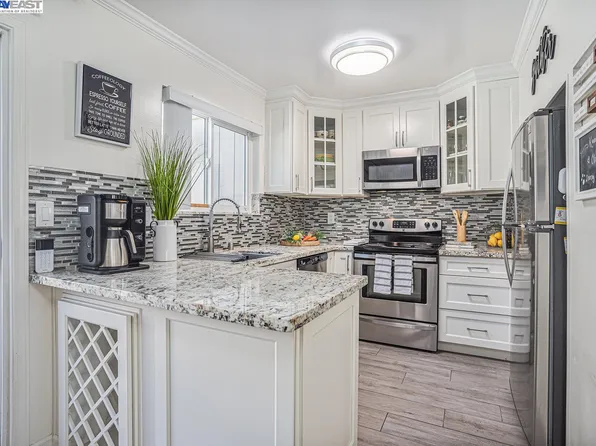 1261 Pine Creek Way APT C, Concord, CA 94520