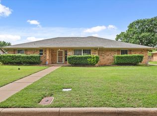 3909 Felisa Pl, Fort Worth, TX 76133