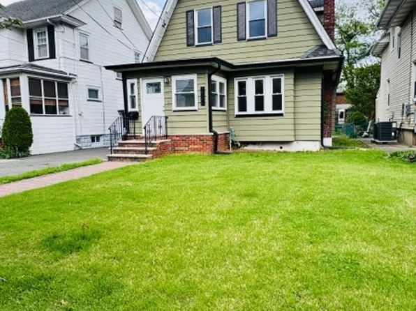 165 Morristown Rd, Elizabeth City, NJ 07208