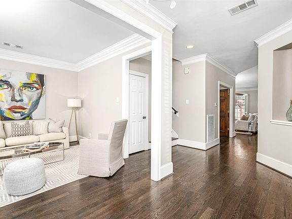3rd image of 4312 Holt St