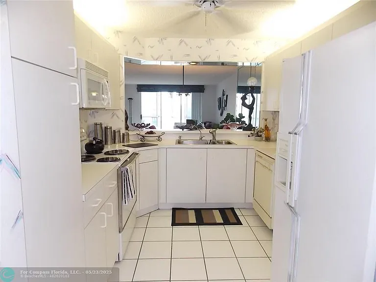 7464 Trent Dr #309 — Photo 1