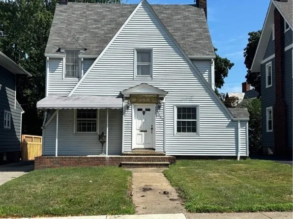 19802 Battersea Blvd, Cleveland, OH 44116