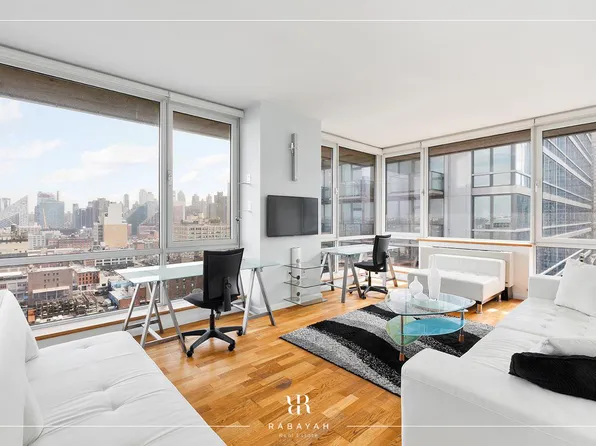 635 W 42nd St, New York, NY