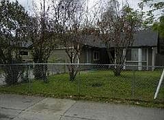 2nd image of 1012 Los Robles Blvd