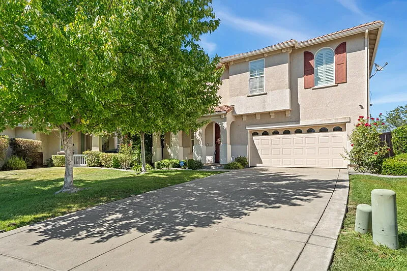 5816 Amnest Way
