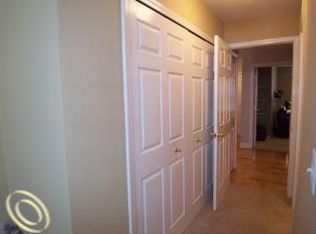 577 Snowfall Ct, Howell, MI 48843